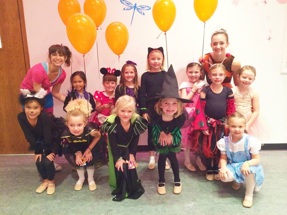 The Pulse Performing Arts Center dancers performing at Studio Spirit
