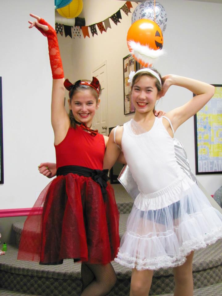 The Pulse Performing Arts Center dancers performing at Studio Spirit