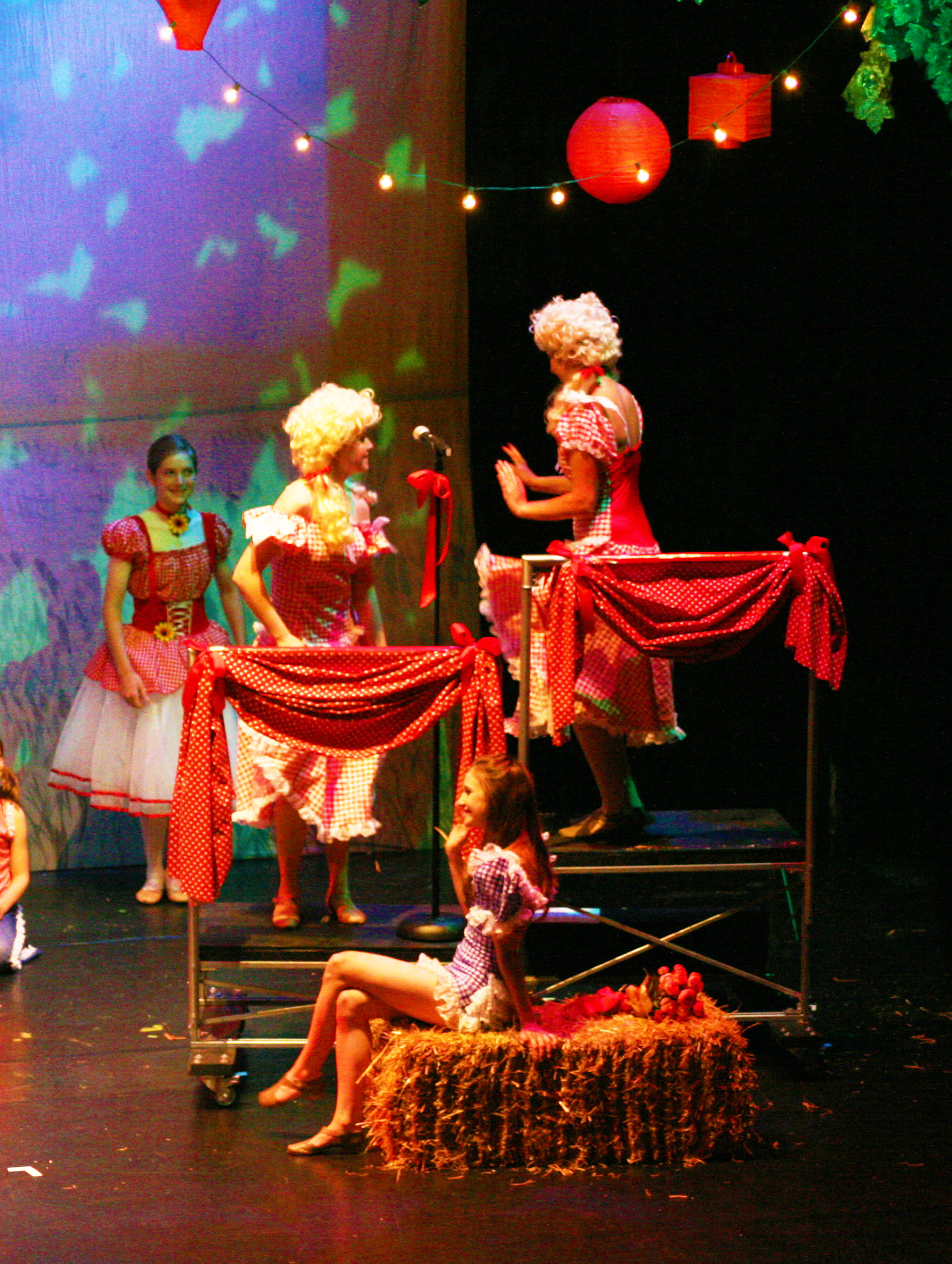 The Pulse Performing Arts Center dancers performing in Pulse Productions